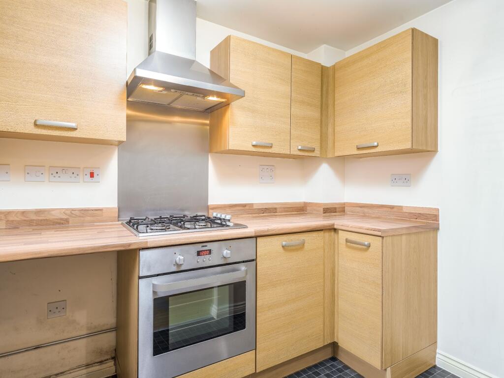 Additional property image - Lundy Walk, Hailsham