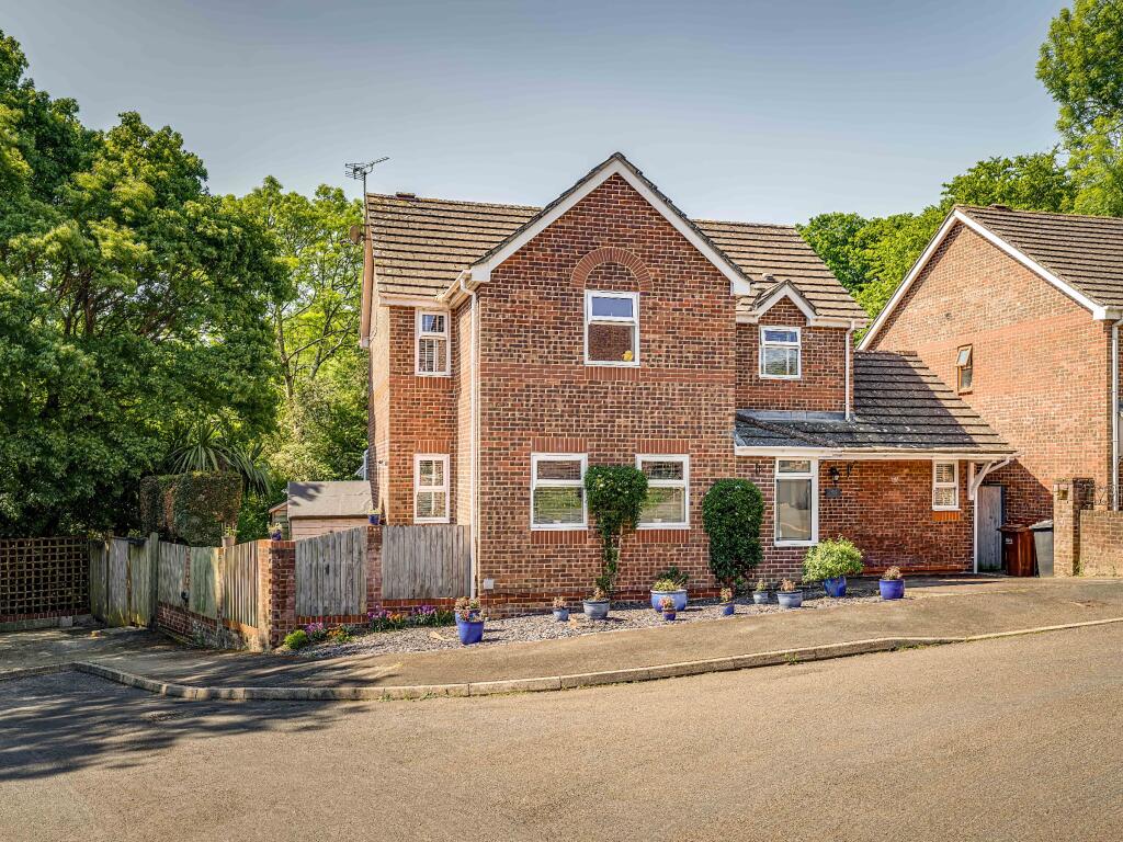 Main image of property: Sandbanks Close, Hailsham