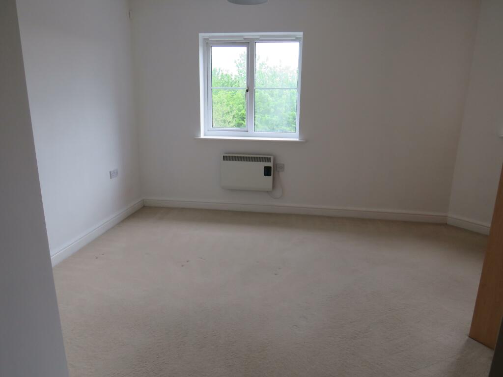 Additional property image - Sir John Newsom Way, WELWYN GARDEN CITY