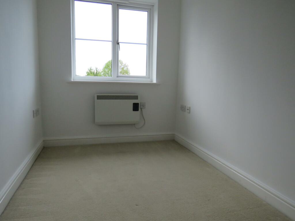 Additional property image - Sir John Newsom Way, WELWYN GARDEN CITY