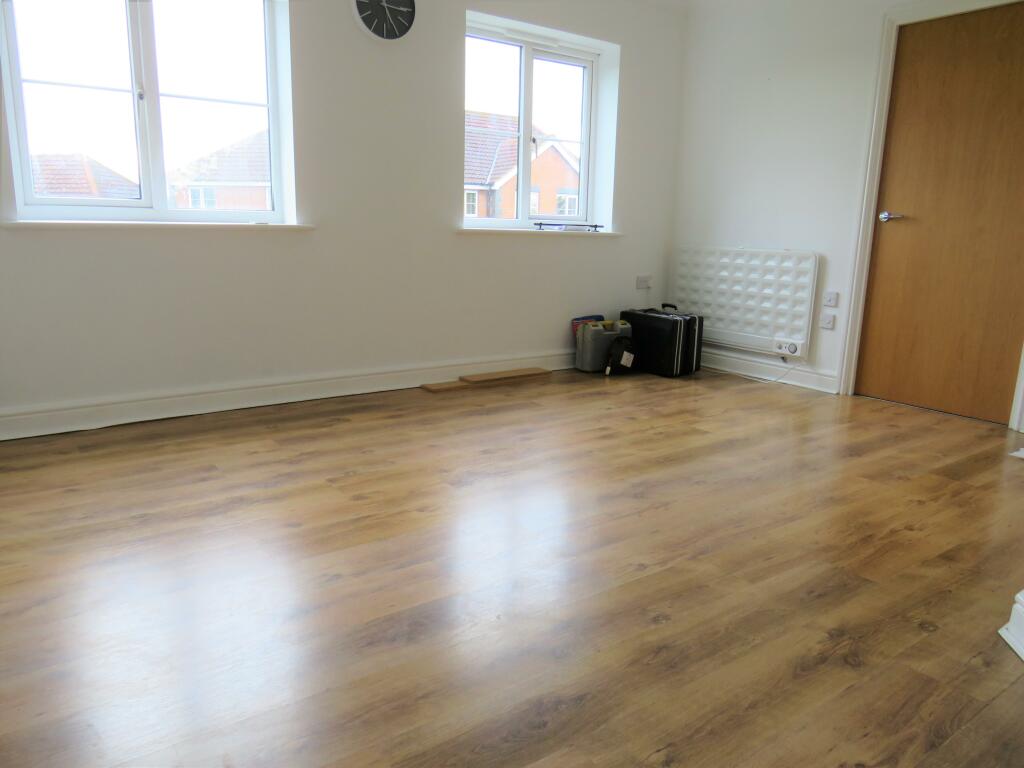 Additional property image - Sir John Newsom Way, WELWYN GARDEN CITY
