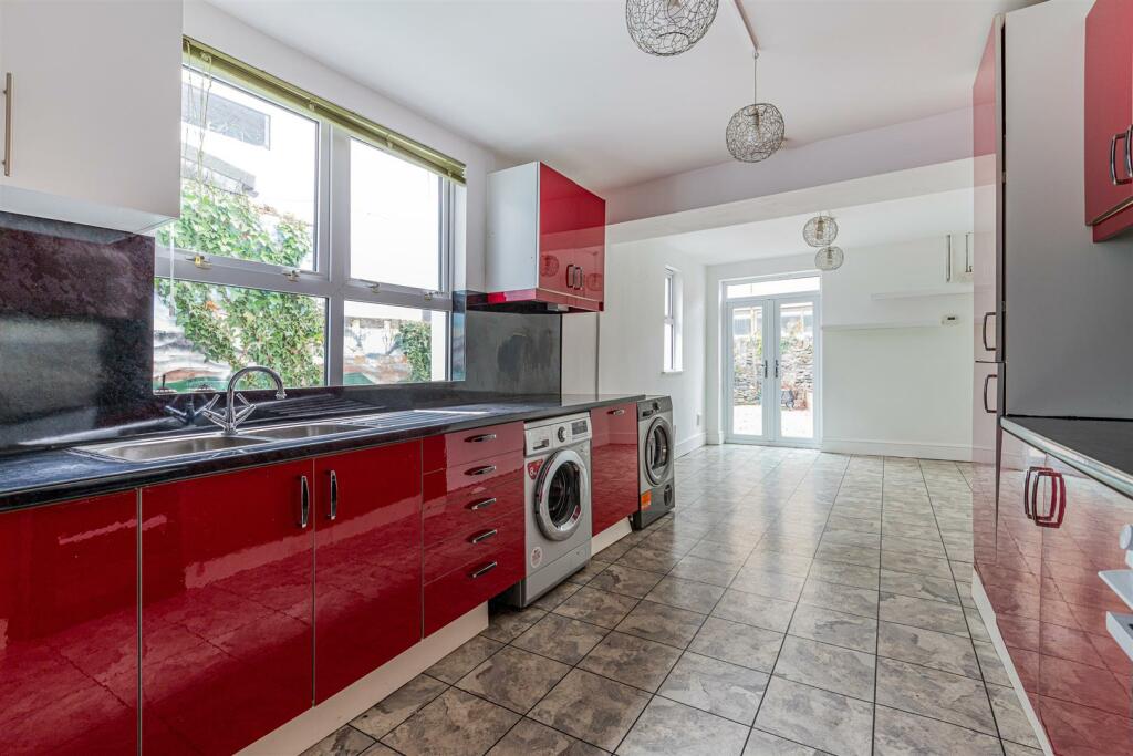 Additional property image - Montgomery Street, Roath, Cardiff