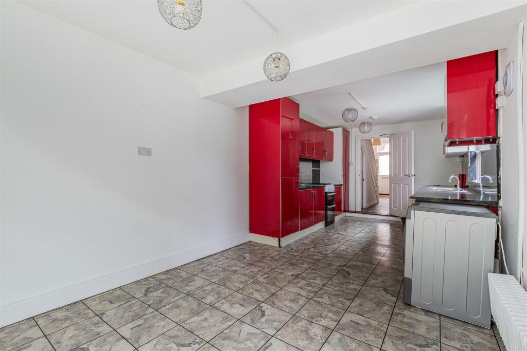Additional property image - Montgomery Street, Roath, Cardiff