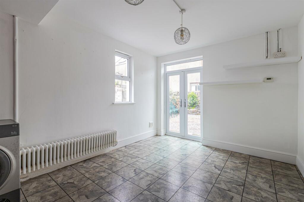 Additional property image - Montgomery Street, Roath, Cardiff