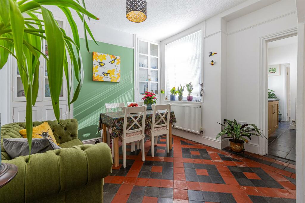 Additional property image - Upper Kincraig Street, Roath, Cardiff