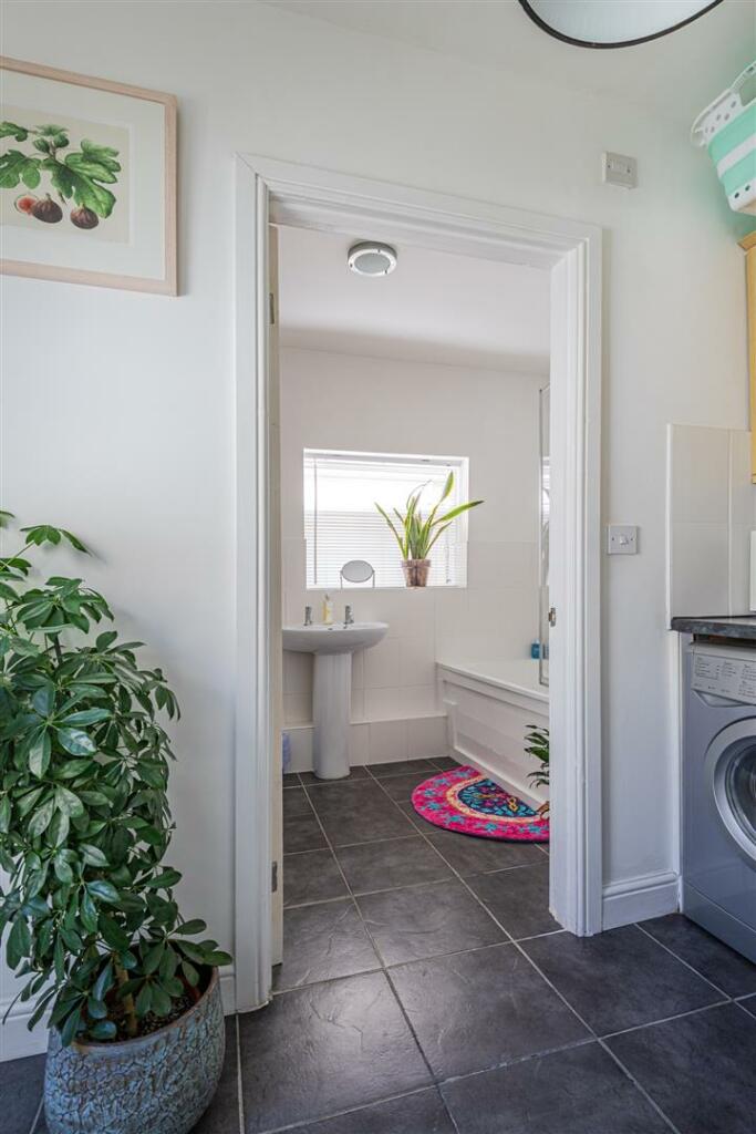 Additional property image - Upper Kincraig Street, Roath, Cardiff