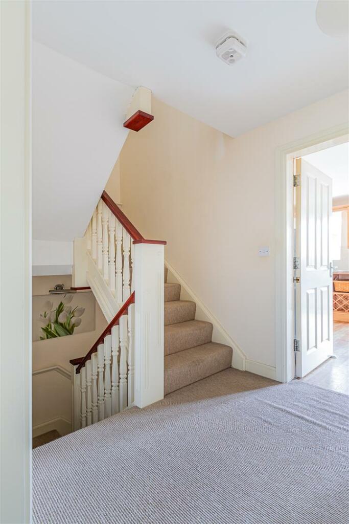 Additional property image - Beaufort Square, Cardiff