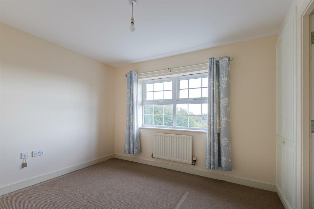 Additional property image - Beaufort Square, Cardiff
