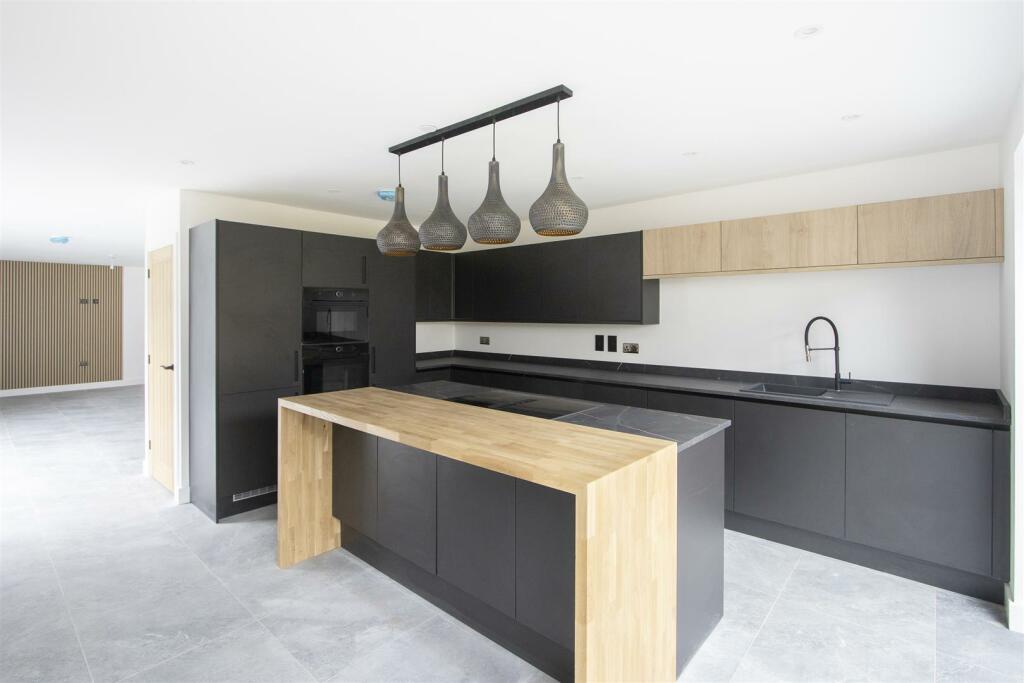 Additional property image - Newport Road, Rumney, Cardiff