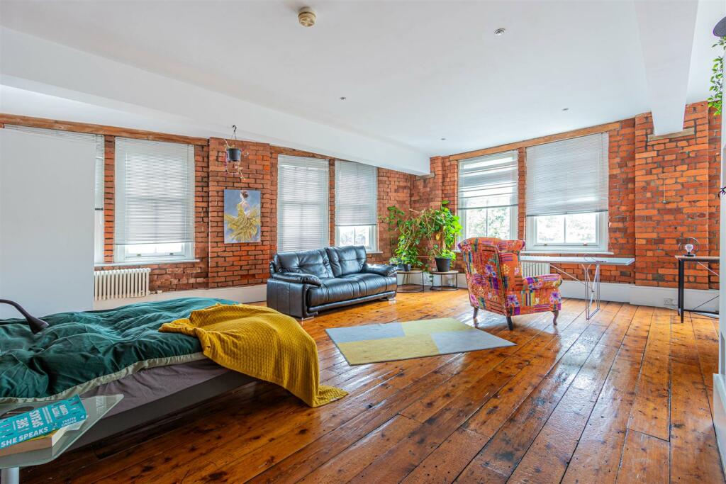 Main image of property: 4 Ocean House, Clarence Road, Cardiff