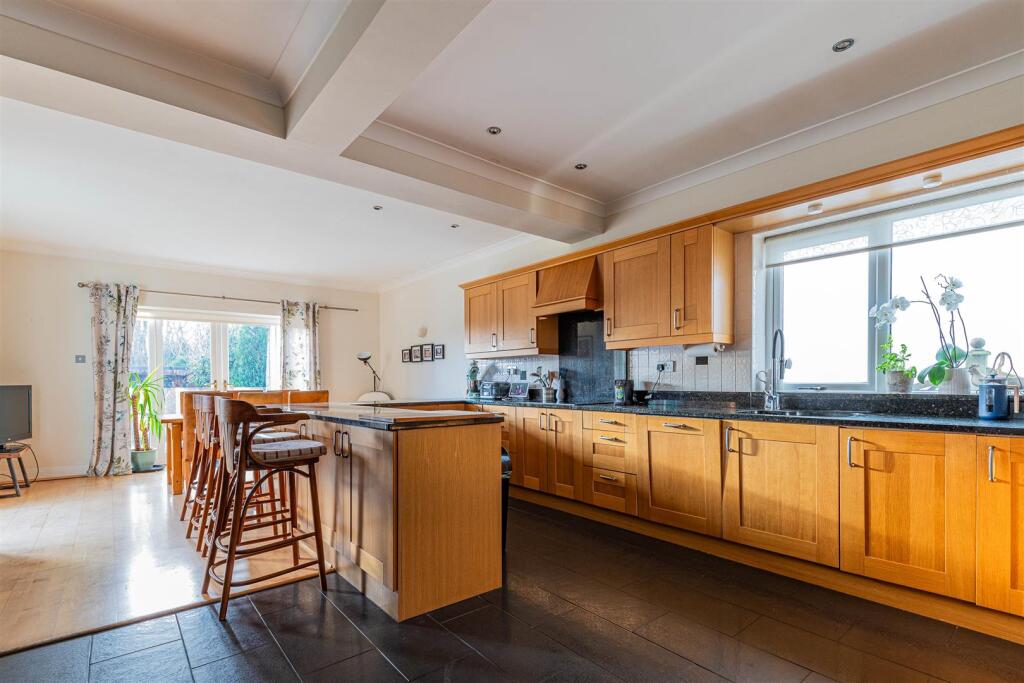 Additional property image - Dan-Y-Coed Road, Cyncoed, Cardiff