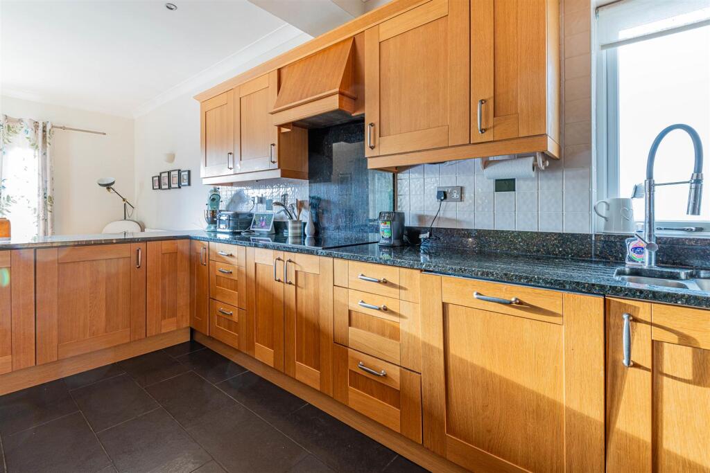 Additional property image - Dan-Y-Coed Road, Cyncoed, Cardiff