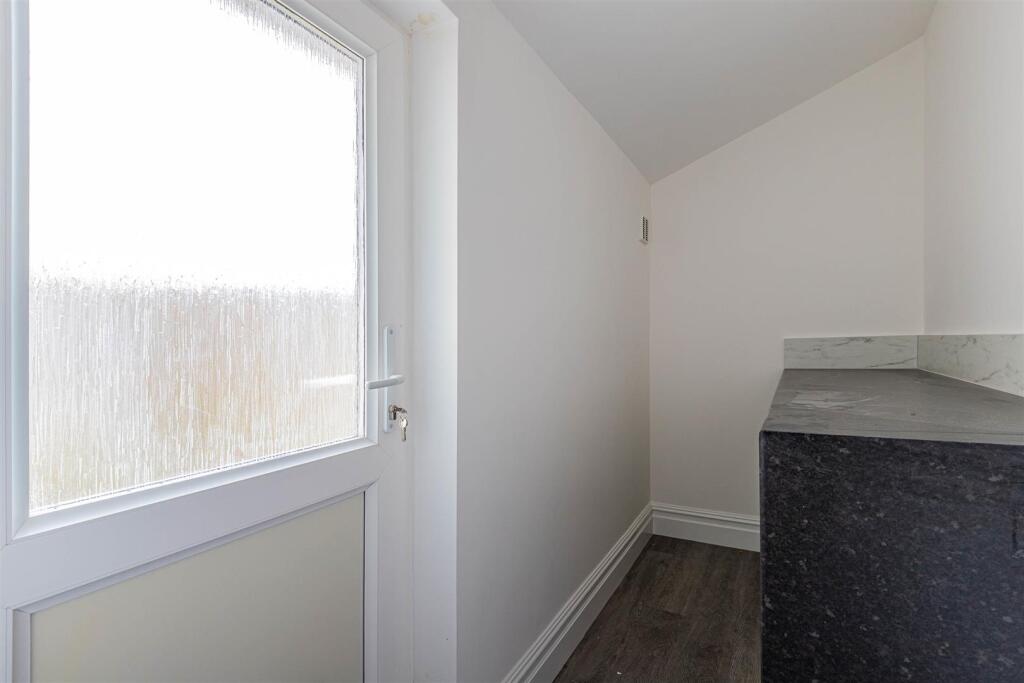 Additional property image - Albany Road, Roath, Cardiff