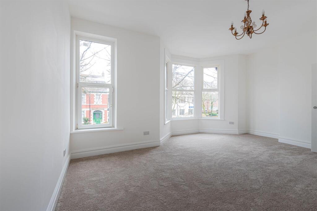 Additional property image - Albany Road, Roath, Cardiff