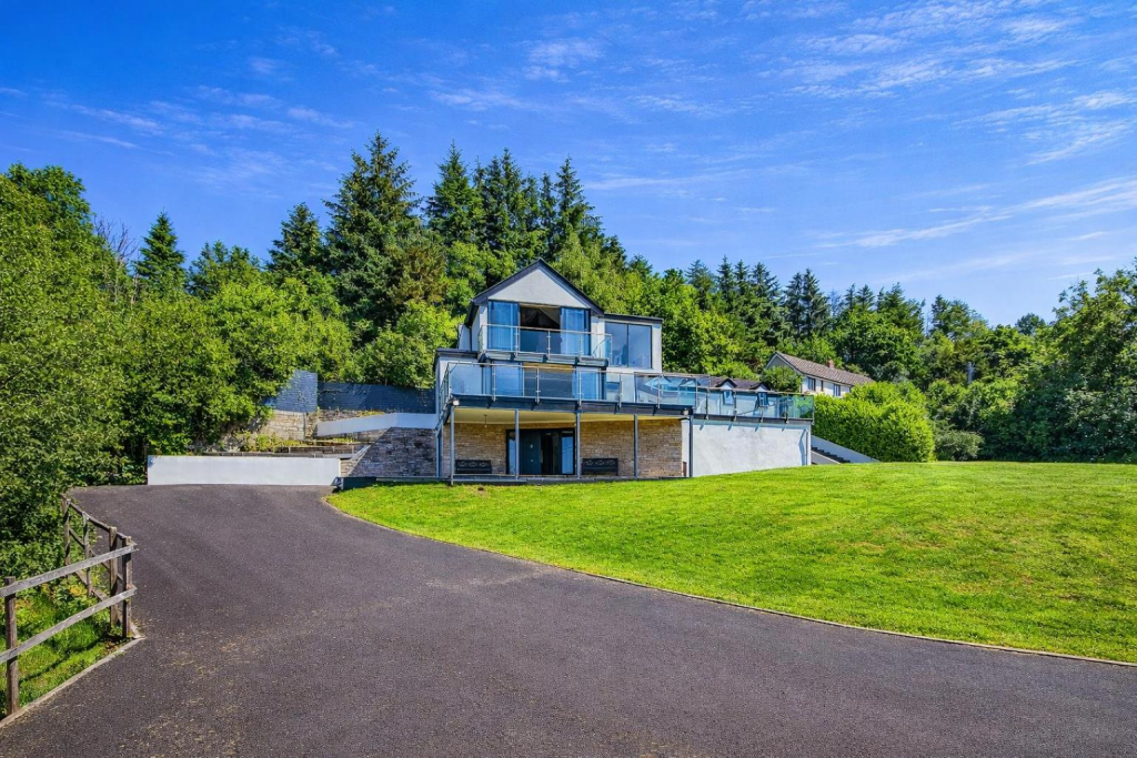 Main image of property: Waunwaelod Way, Caerphilly