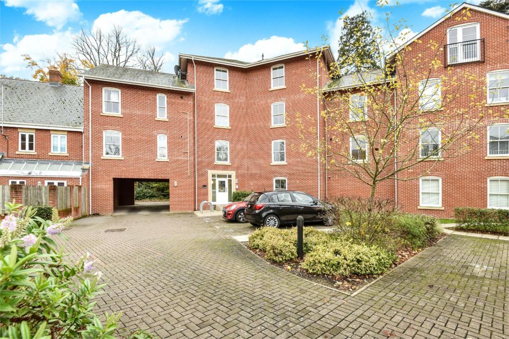 1 bedroom apartment for sale in Winton Close, Winchester, Hampshire, SO22