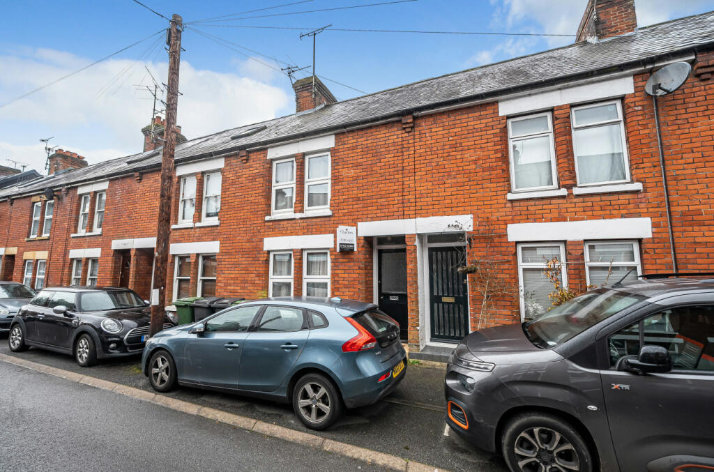 2 bedroom terraced house for sale in St Johns Road, Winchester, Hampshire, SO23
