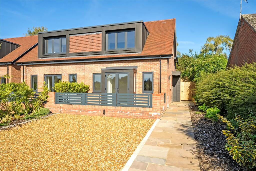 3 bedroom semidetached house for sale in Boyne Rise, Kings Worthy