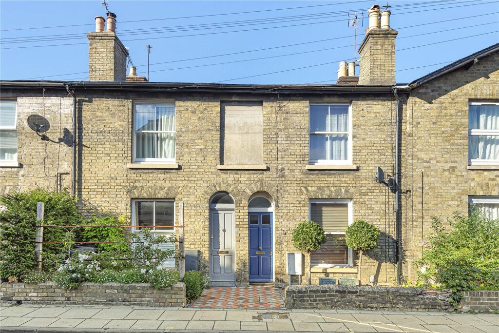 Main image of property: North Walls, Winchester, Hampshire, SO23