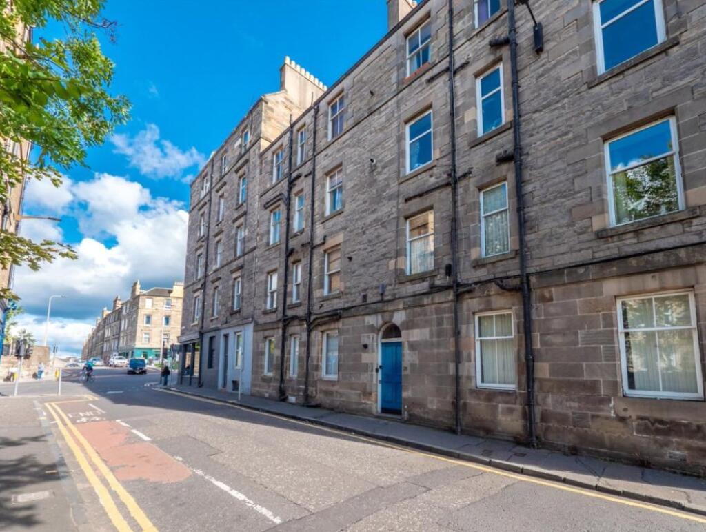 Main image of property: 76, Eyre Place, Edinburgh, EH3 5EZ