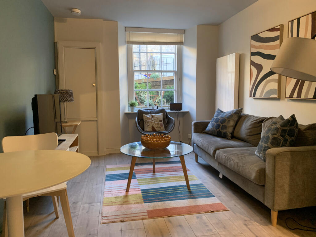 Main image of property: 1, Cumberland Street North West Lane, Edinburgh, EH3 6RF