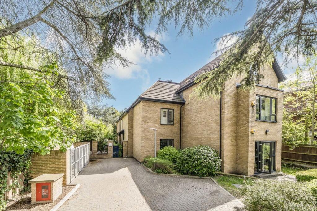 Main image of property: Clarence Avenue, Clapham