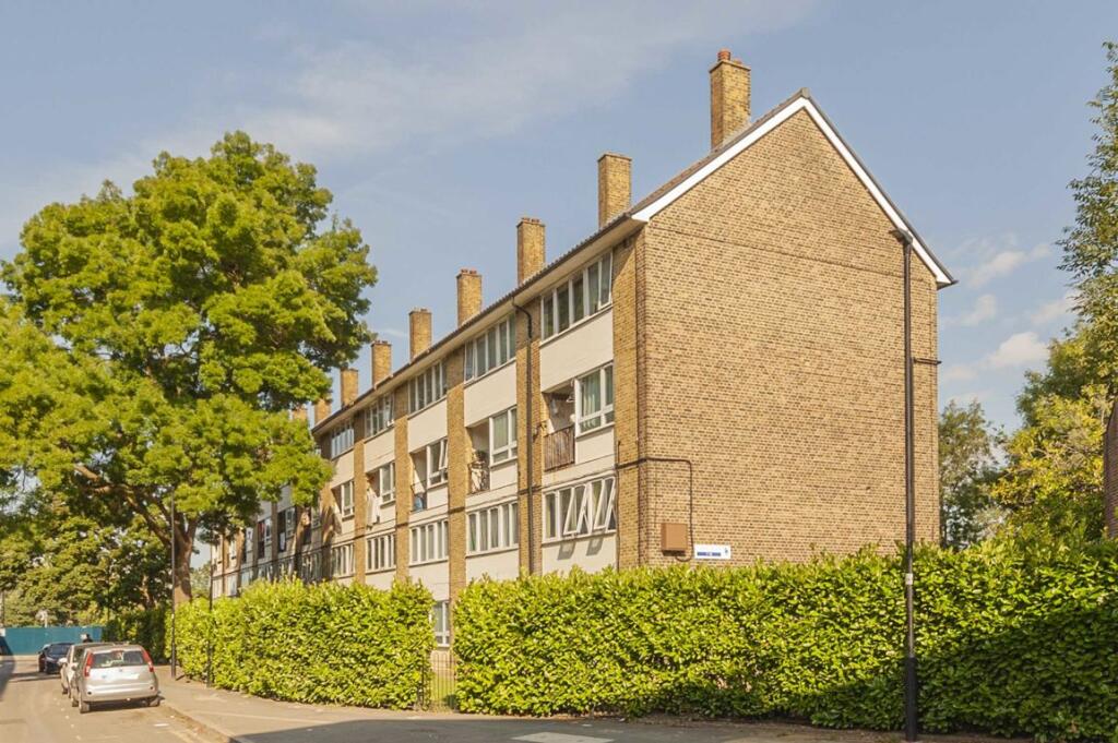 Main image of property: Clarence Crescent, Clapham South