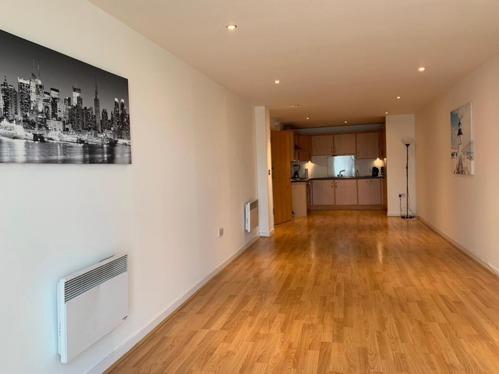 Main image of property: Lancefield Quay, Glasgow, G3 8JF