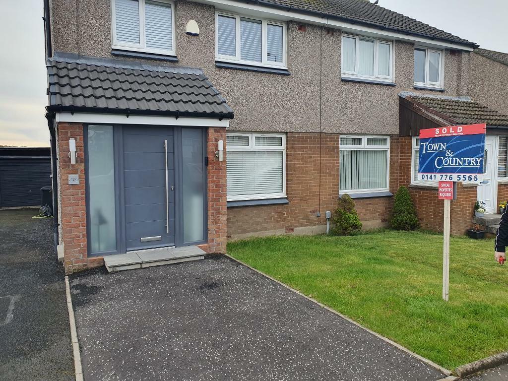 3 bedroom semidetached house for sale in Meadowburn,
