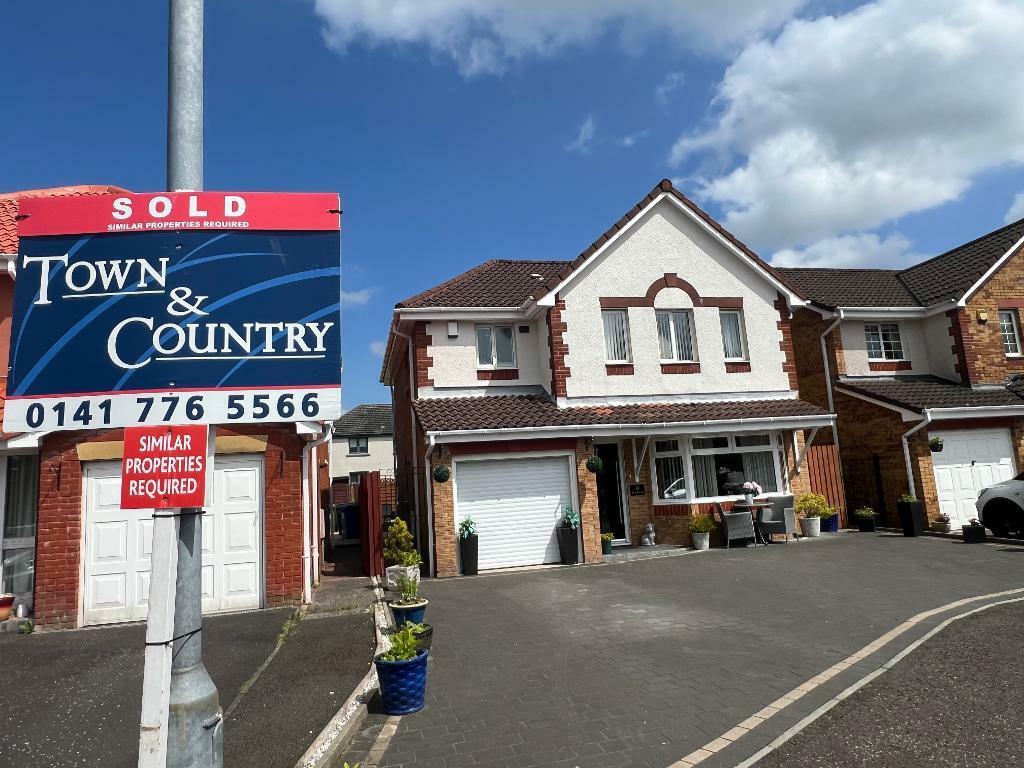 4 bedroom detached villa for sale in Waverley Park, Kirkintilloch, G66