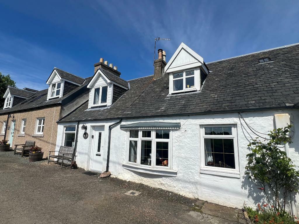 4 bedroom cottage for sale in Easterton Cottages, Torrance, East