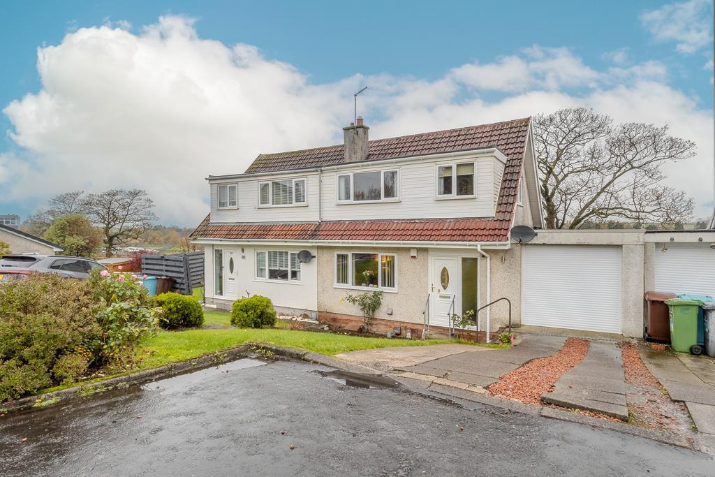 Main image of property: Perran Gardens, Moodiesburn, G69 0PA