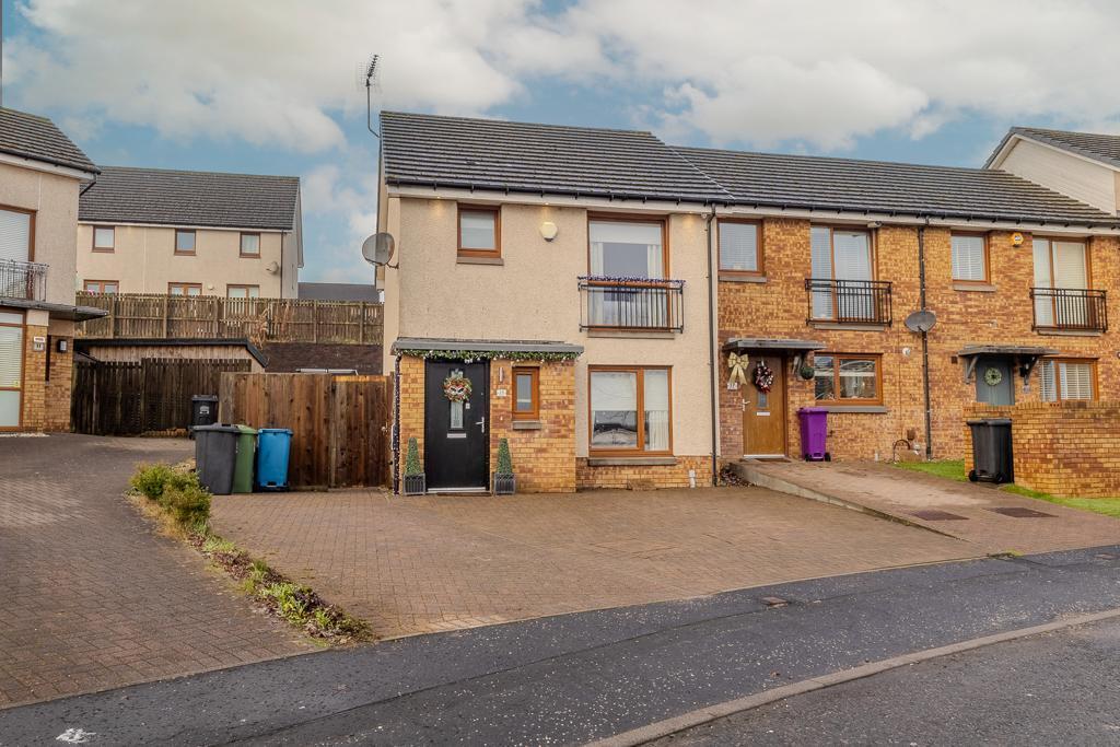 Main image of property: Kerry Place, Drumchapel, G15 8BY