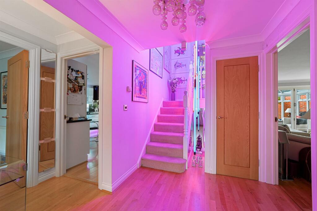 7 bedroom detached house for sale in Maltings Lane, Witham, CM8