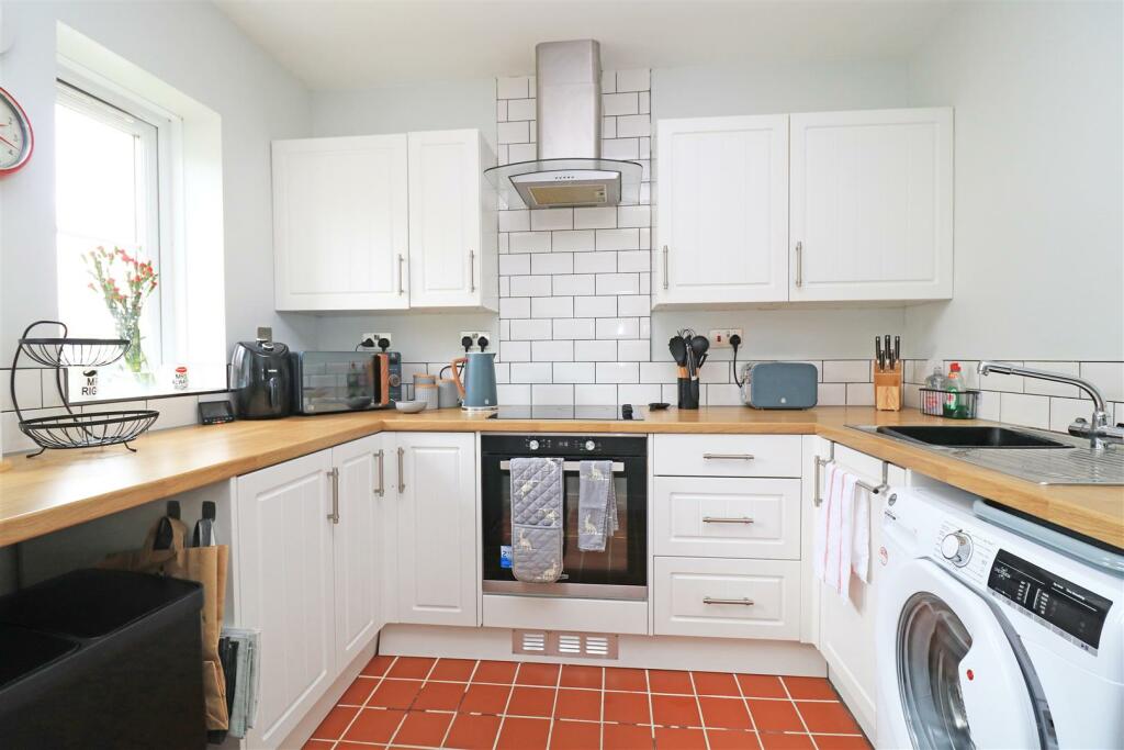 Additional property image - Shearers Way, Boreham, Chelmsford