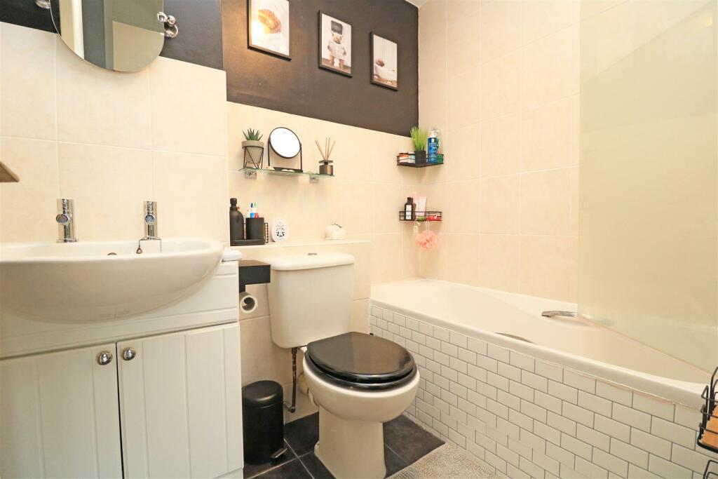Additional property image - Shearers Way, Boreham, Chelmsford