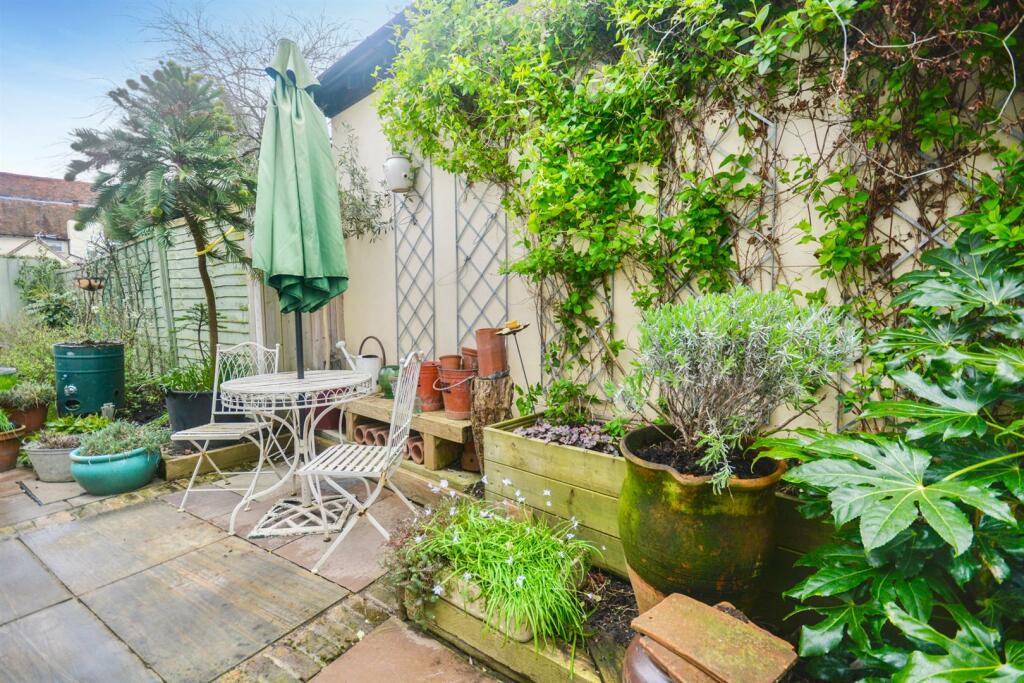 Additional property image - Back Lane, Stisted, Braintree