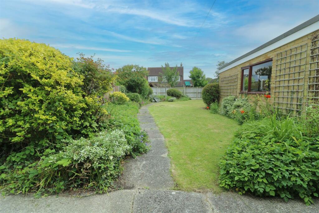 Additional property image - Chaplin Close, Chelmsford