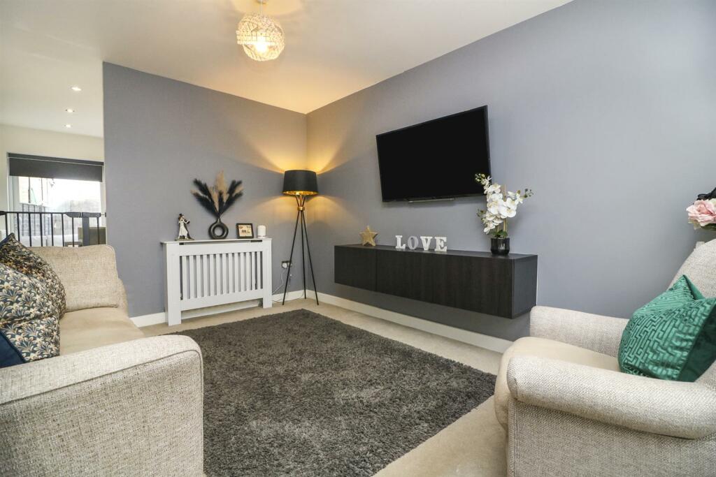 Additional property image - Orchard Way, Boreham