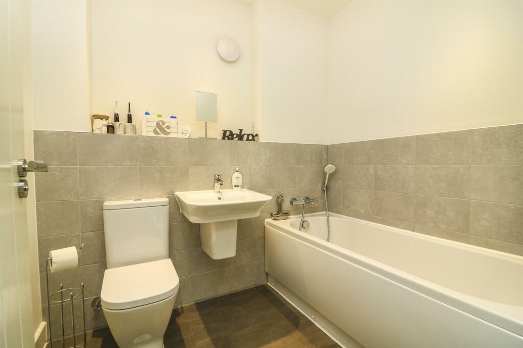 Additional property image - Orchard Way, Boreham