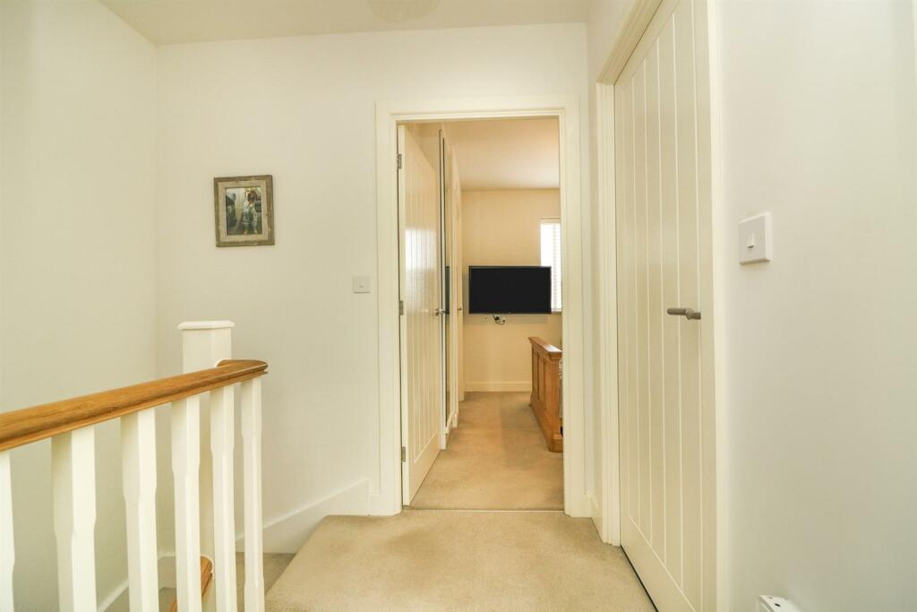 Additional property image - Orchard Way, Boreham