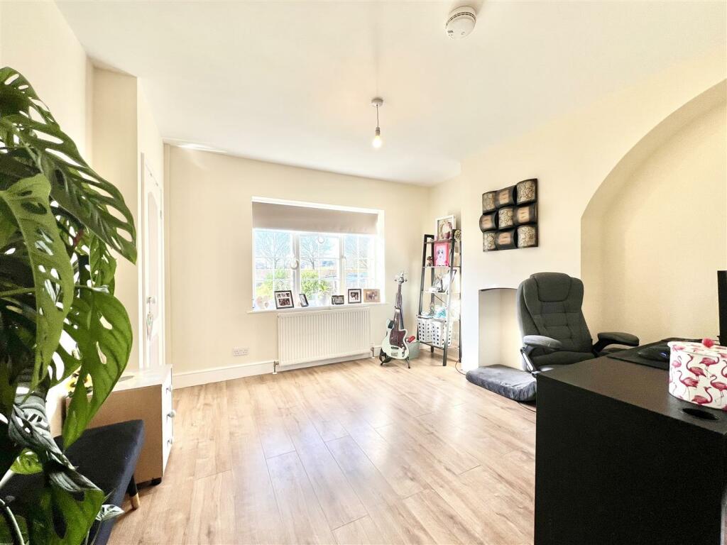 Additional property image - Dukes Lane, Chelmsford