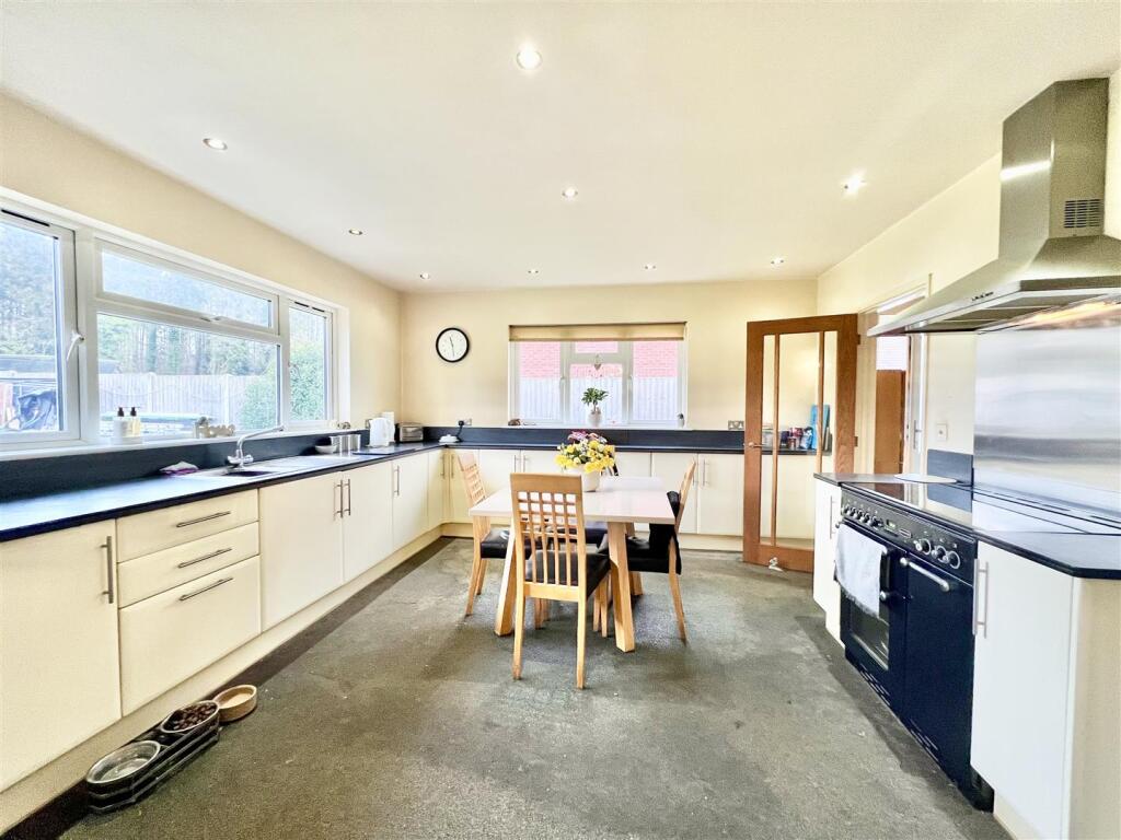 Additional property image - Chapel End, Broxted, Dunmow