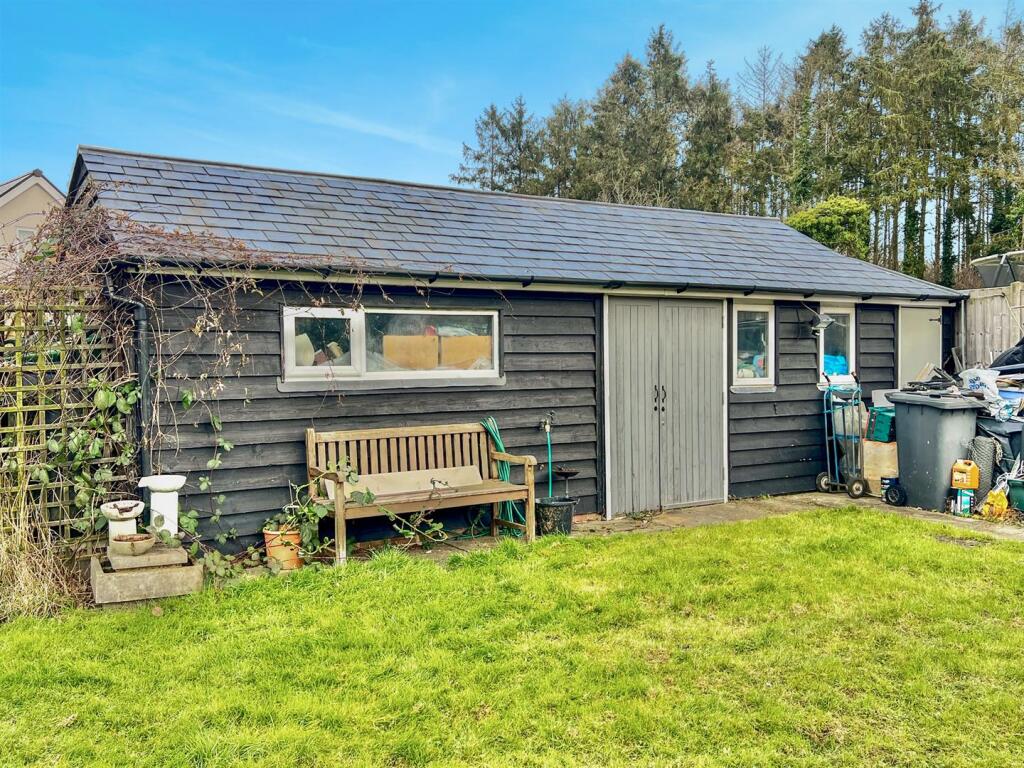 Additional property image - Chapel End, Broxted, Dunmow