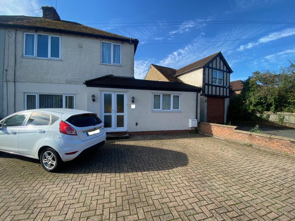 Main image of property: London Road, HEMEL HEMPSTEAD