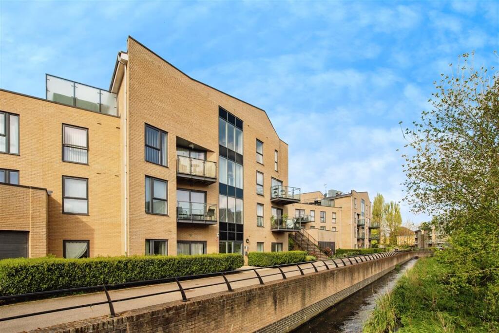 Main image of property: The Embankment, Nash Mills Wharf, HEMEL HEMPSTEAD