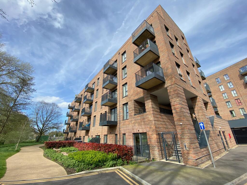 Main image of property: Dacorum Way, Hemel Hempstead