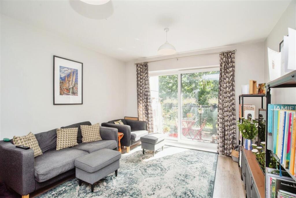 Main image of property: Rose Lane, Nash Mills Wharf, HEMEL HEMPSTEAD
