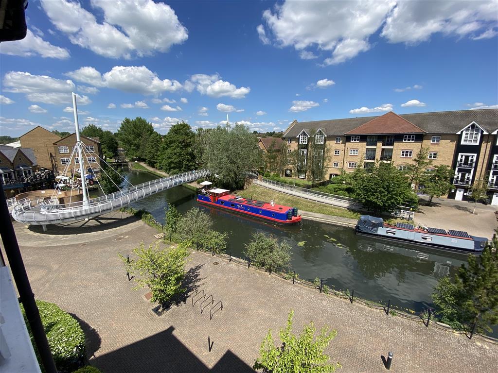 Main image of property: Stationers Place, HEMEL HEMPSTEAD