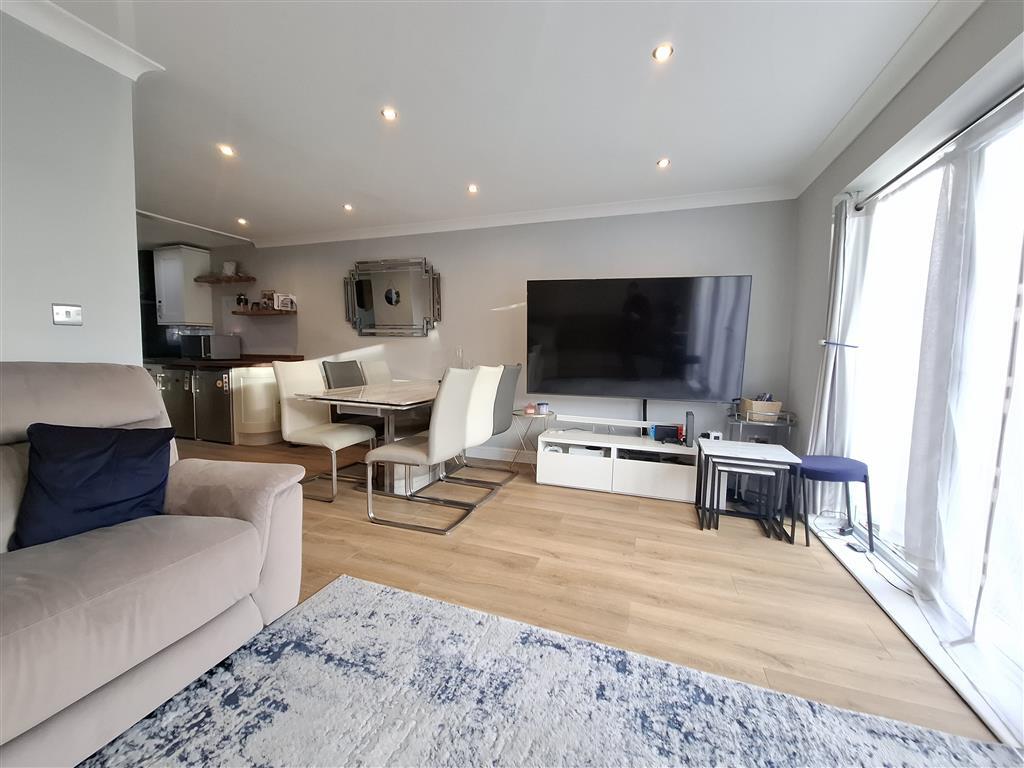 Main image of property: Laidon Square, HEMEL HEMPSTEAD